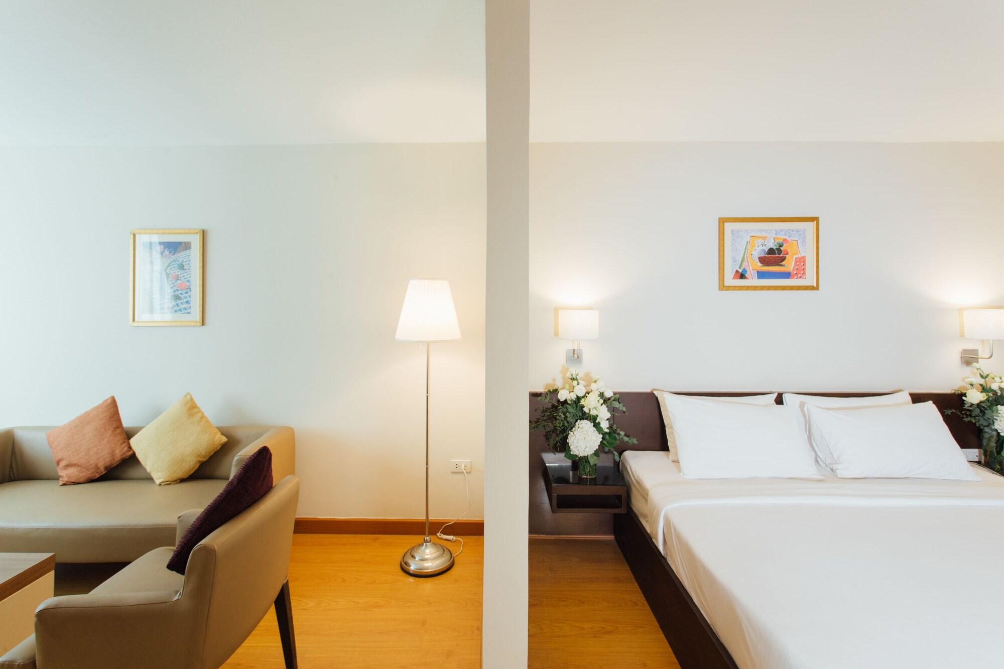 Seasons Siam Hotel Bangkok Bagian luar foto