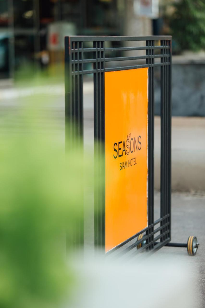 Seasons Siam Hotel Bangkok Bagian luar foto